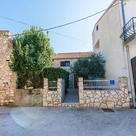 Holiday home In - Zadar Riviera 43393 Sukosan