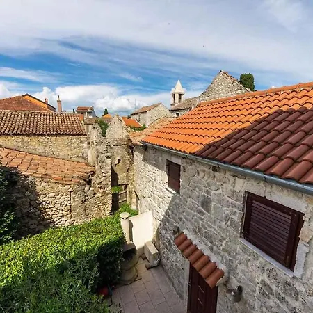 In - Zadar Riviera 43393 Holiday home Sukosan